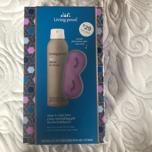 Living proof instant de-frizzer and eye mask set